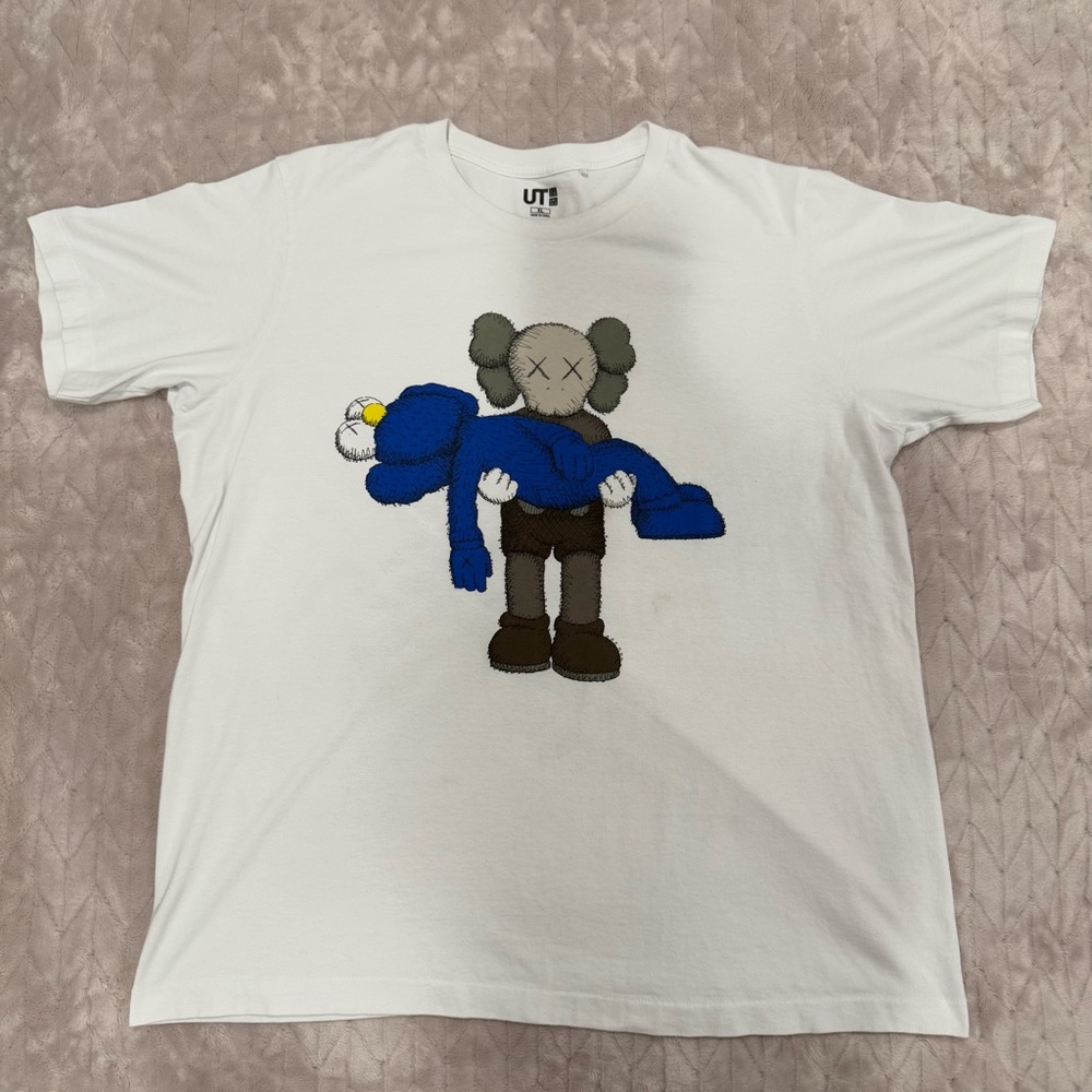 KAWS x Uniqlo Gone Tee White (SS19) Sz XL